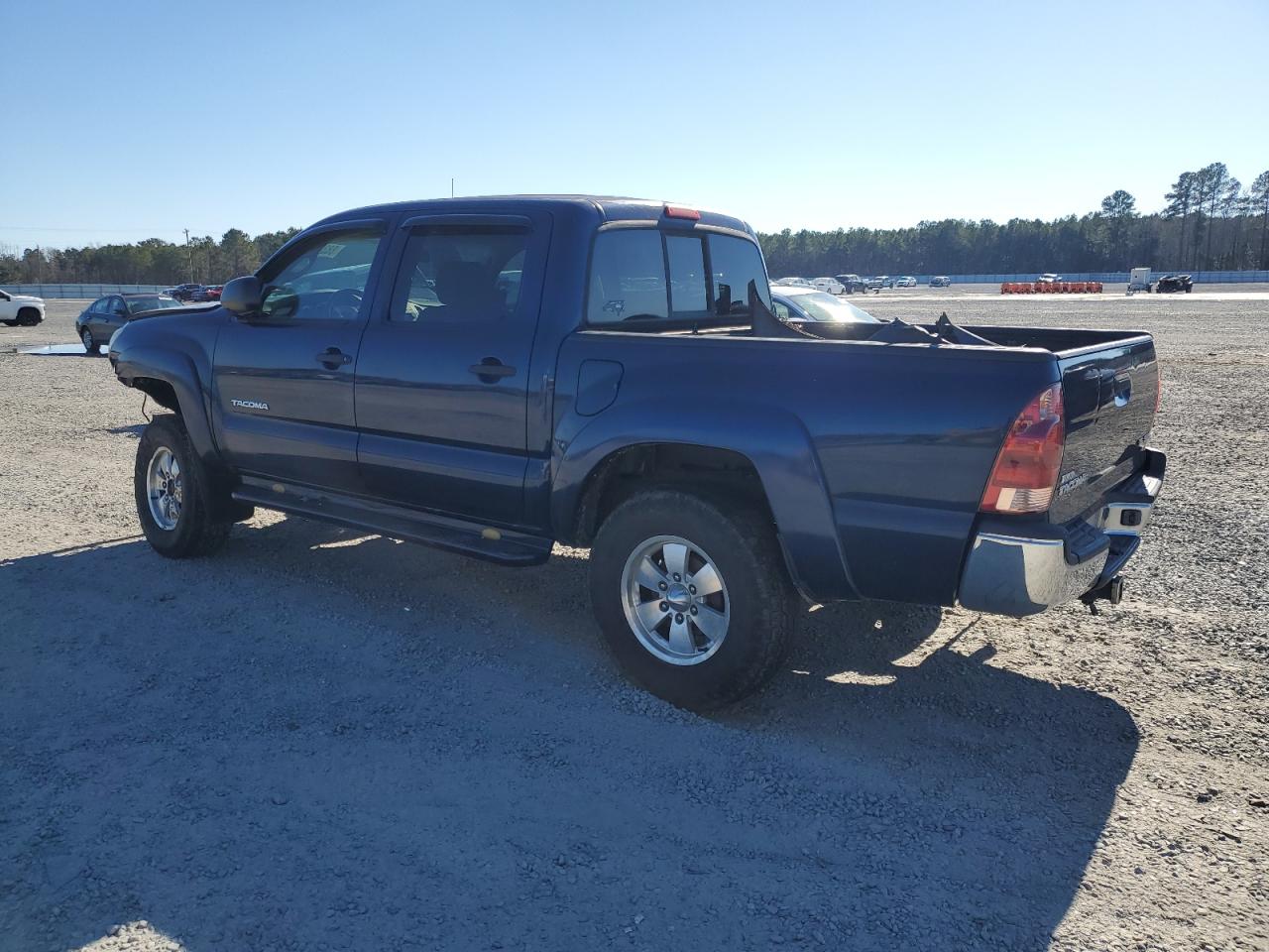 2005 Toyota Tacoma - Image 2