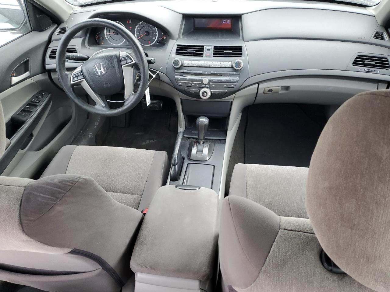 2010 Honda Accord - Image 8