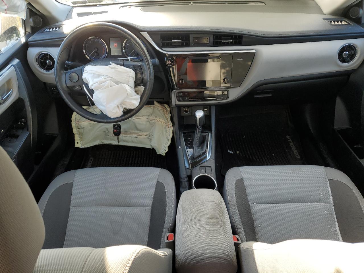 2017 Toyota Corolla - Image 8