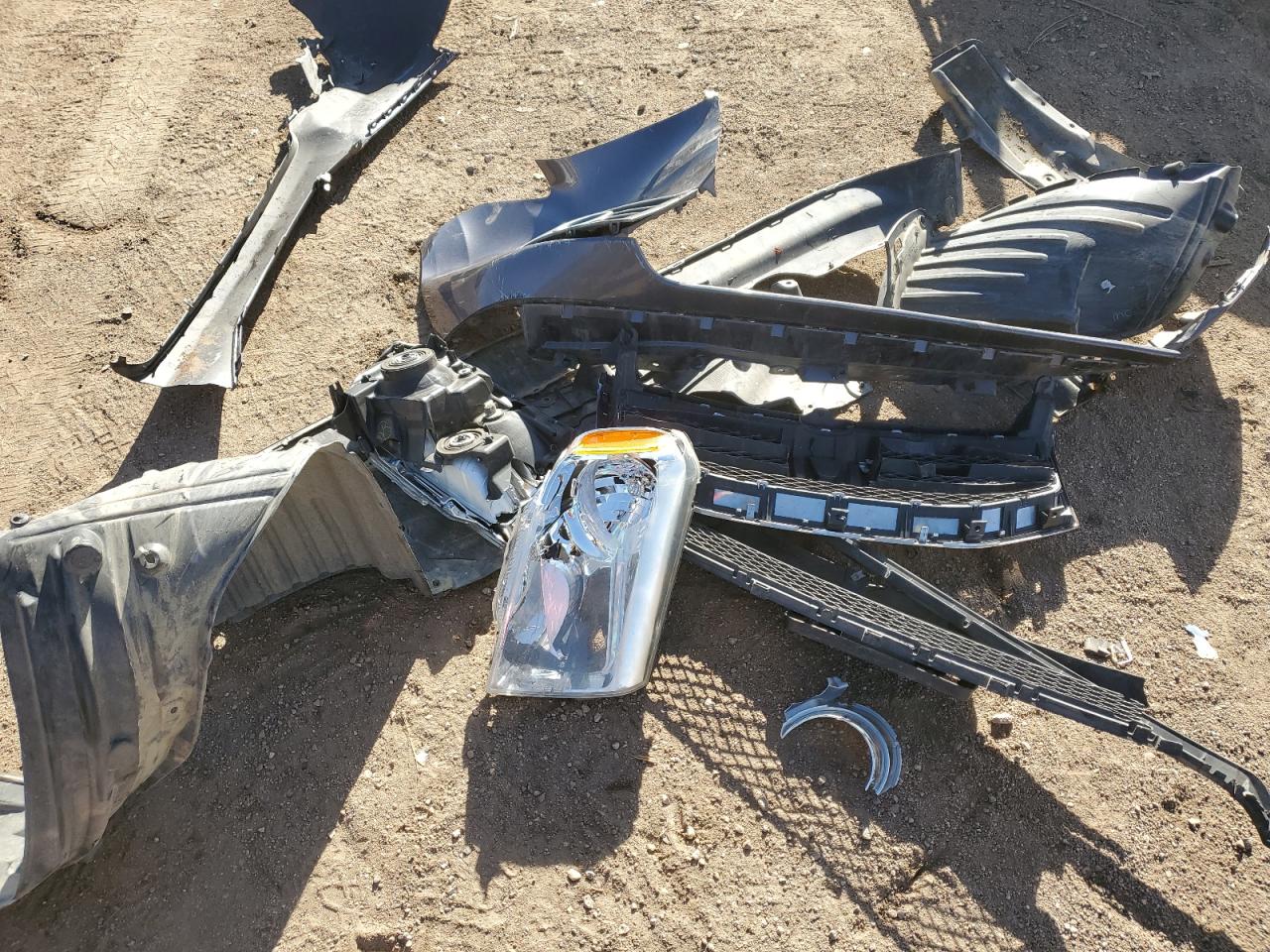 2015 Honda Pilot - Image 15