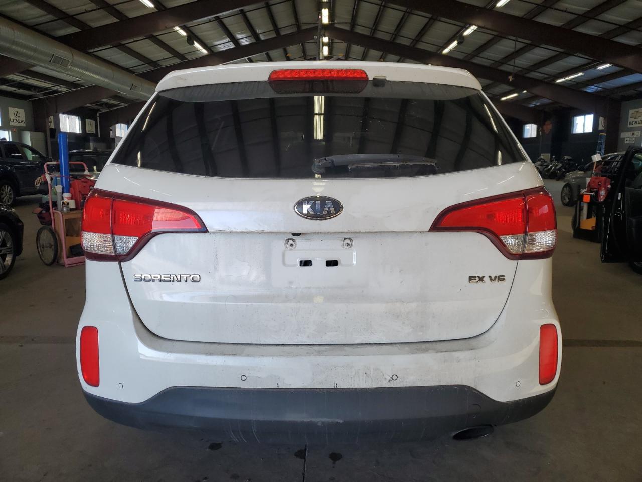 VIN 5XYKUDA78FG611493 2015 KIA SORENTO no.6