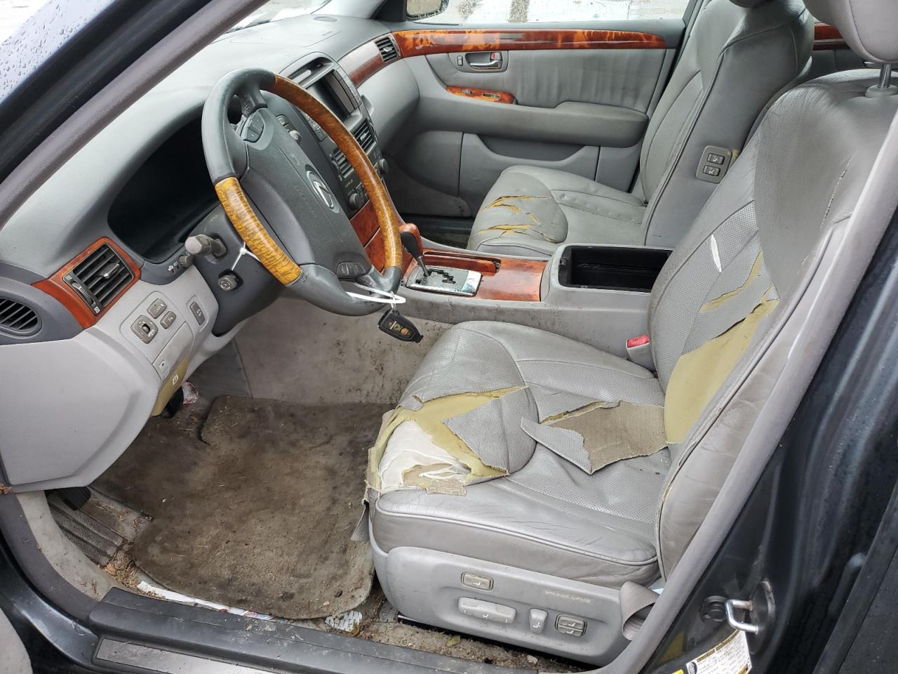 2006 Lexus LS - Image 7