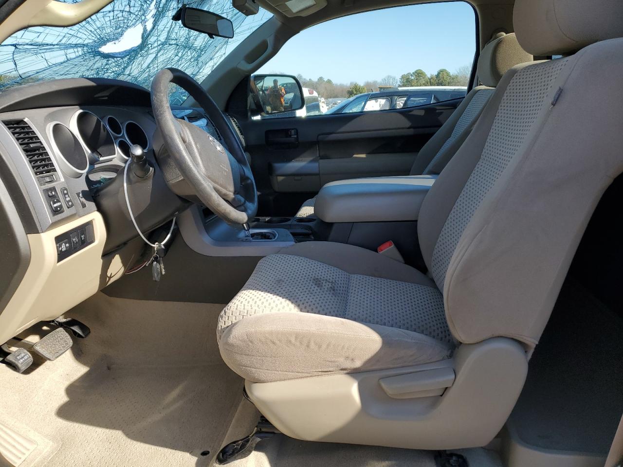 2010 Toyota Tundra - Image 7