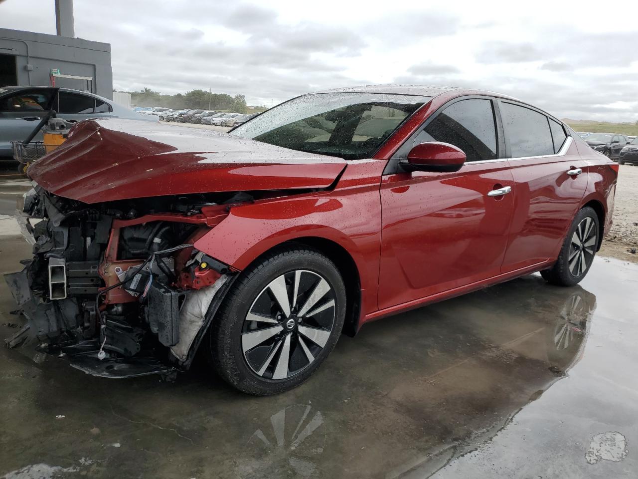 2021 Nissan Altima - Image 1