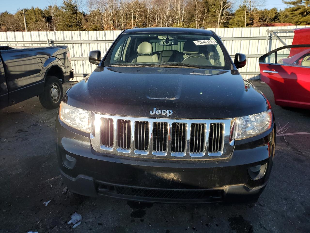 2011 Jeep Grand Cherokee - Image 5