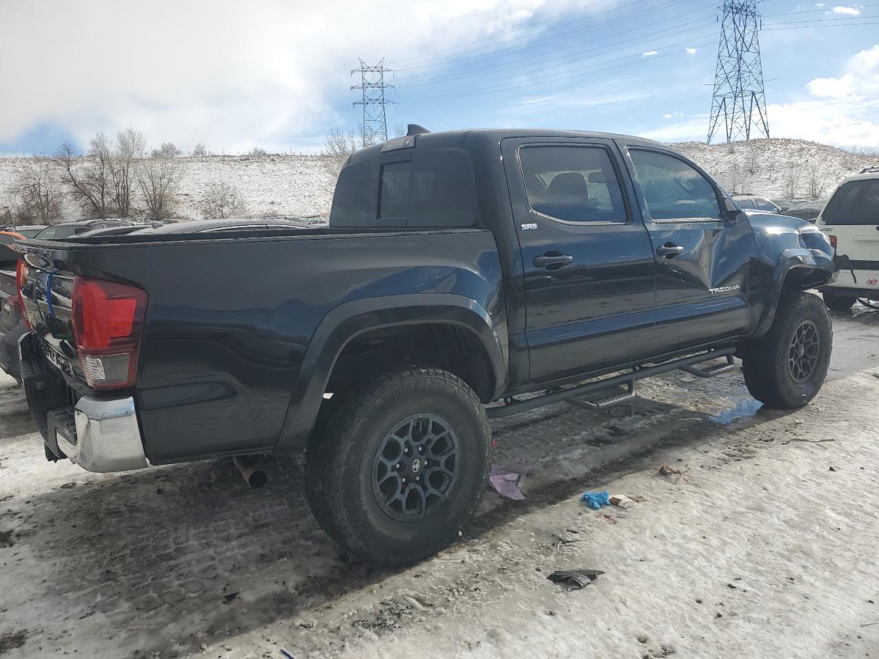 2019 Toyota Tacoma - Image 3