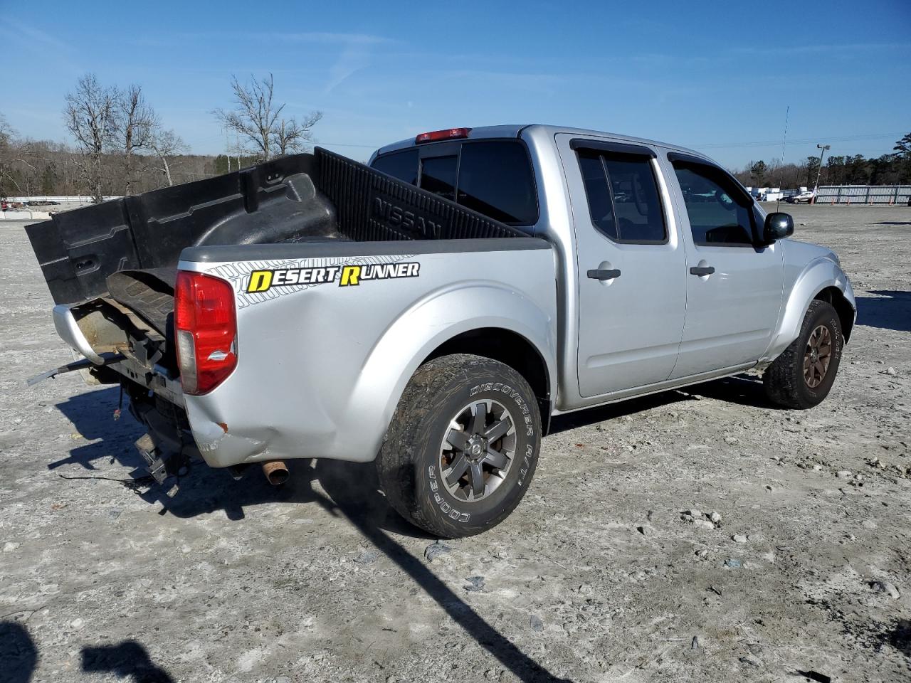 2014 Nissan Navara (Frontier) - Image 3