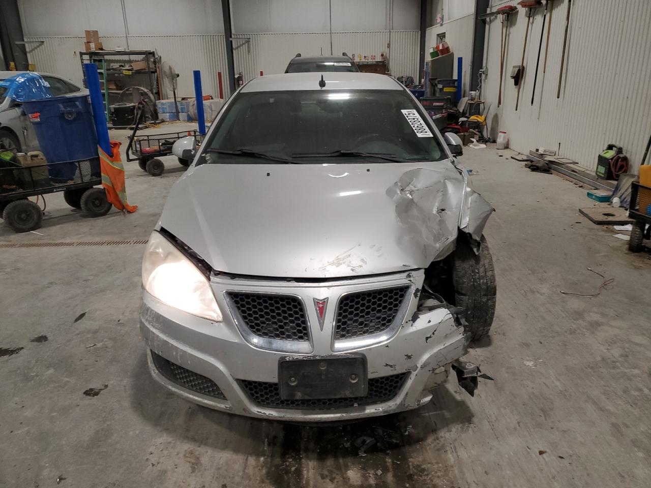 2010 Pontiac G6 - Image 5