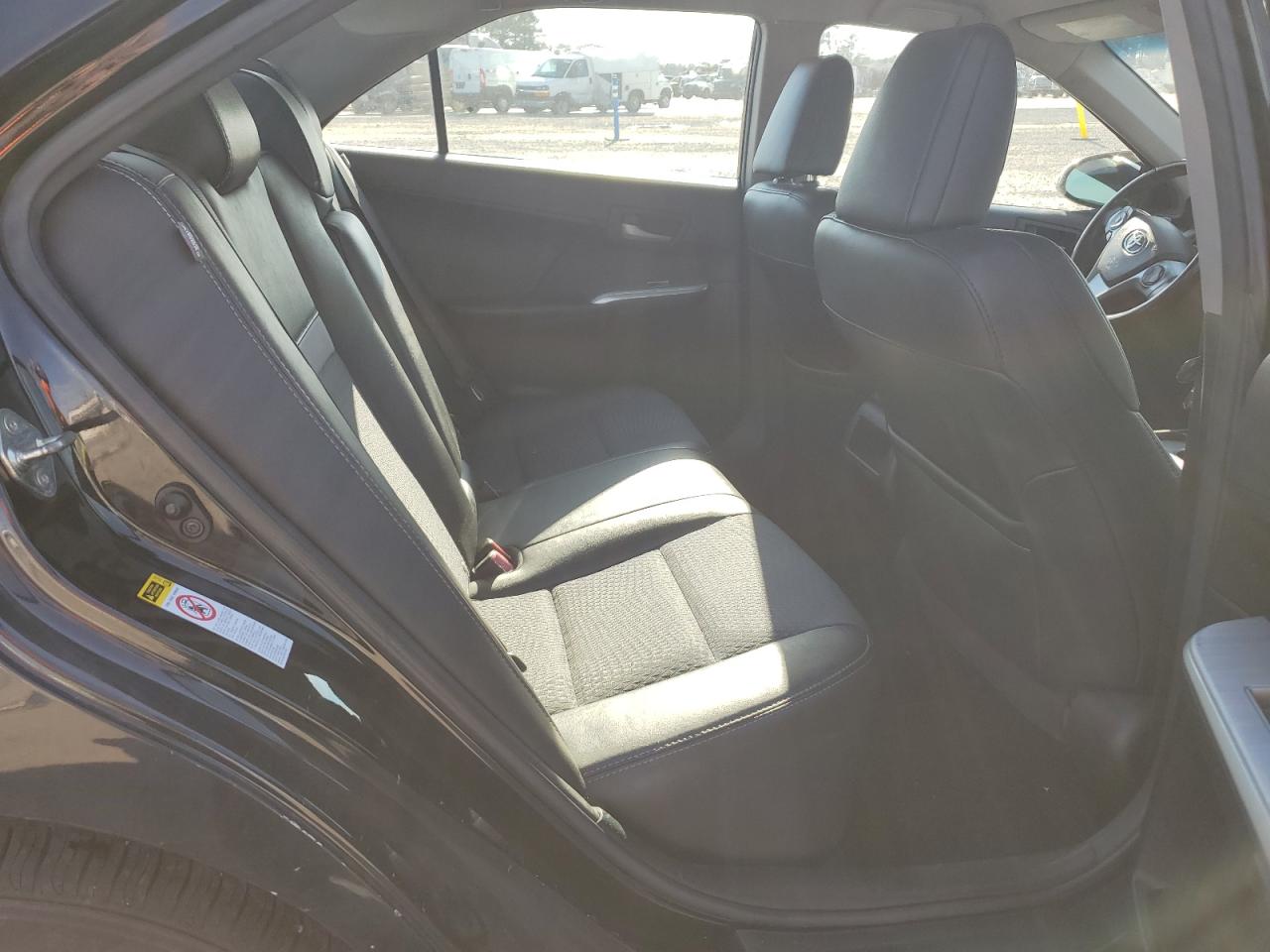 2014 Toyota Camry - Image 10