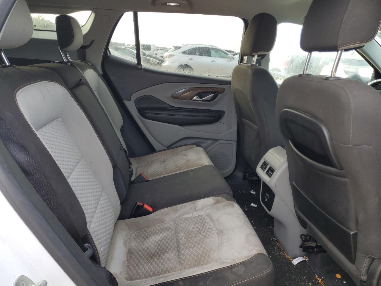 2018 GMC Terrain - Image 11