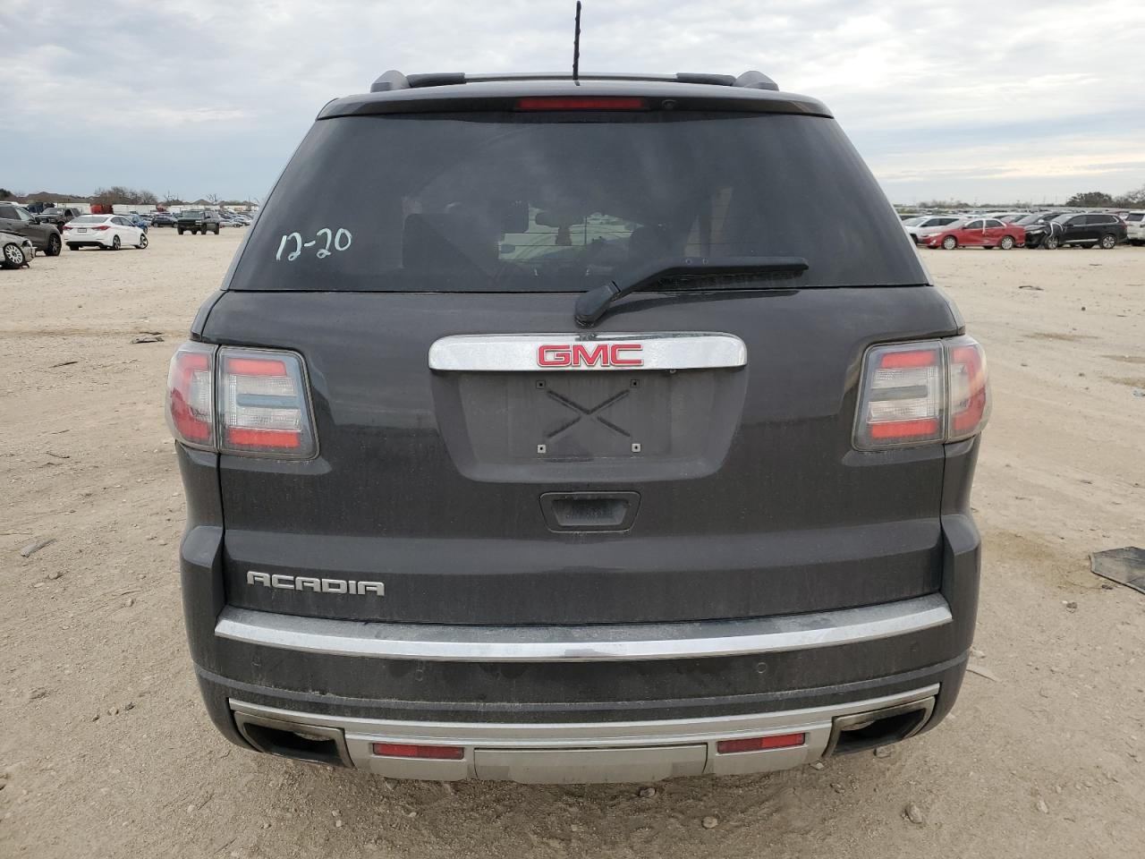 2015 GMC Acadia - Image 6