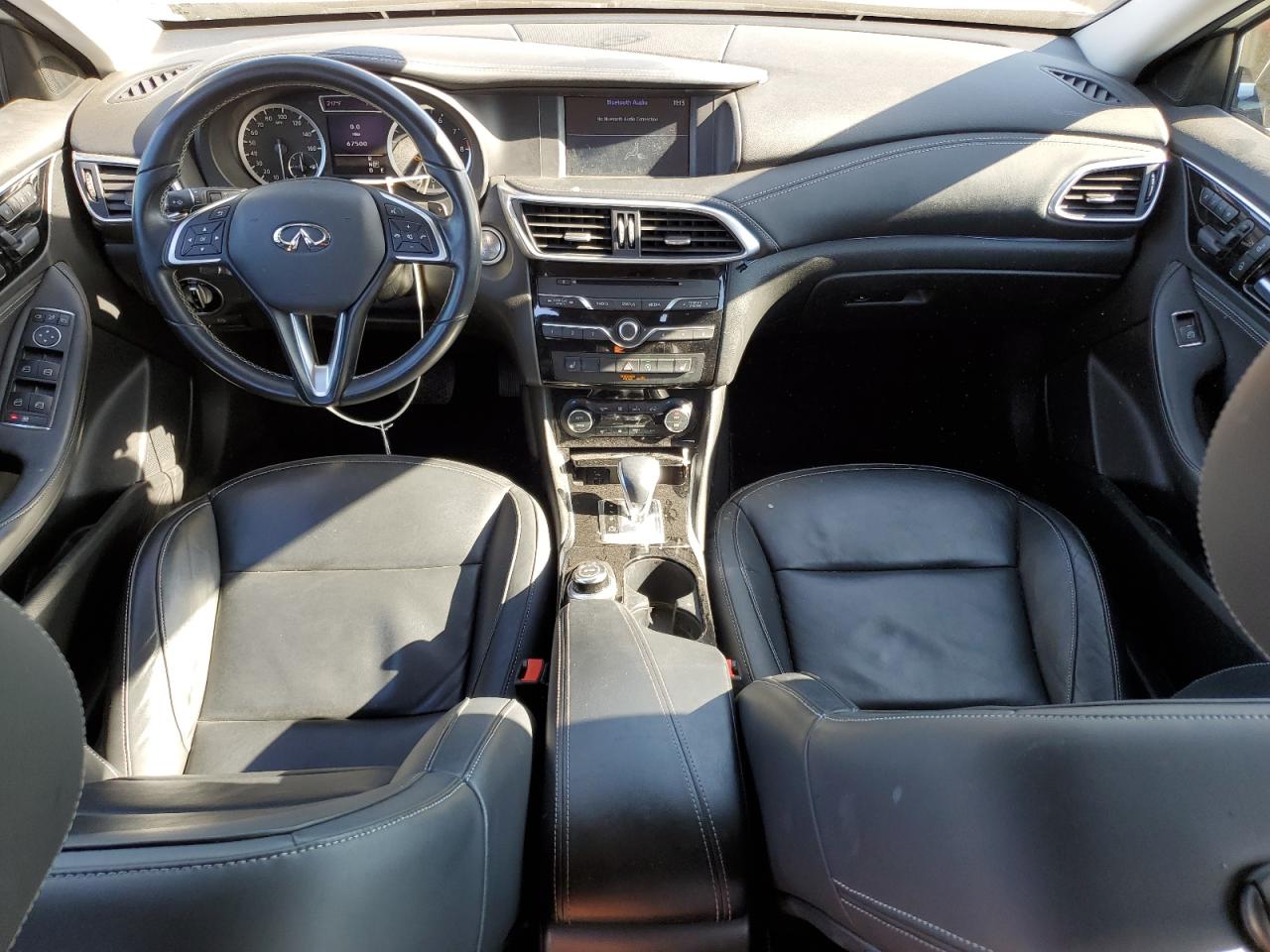 2018 Infiniti QX30 - Image 8