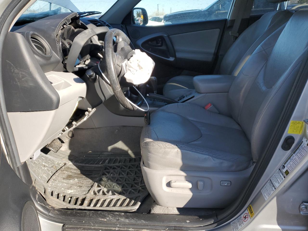 2012 Toyota RAV 4 - Image 7