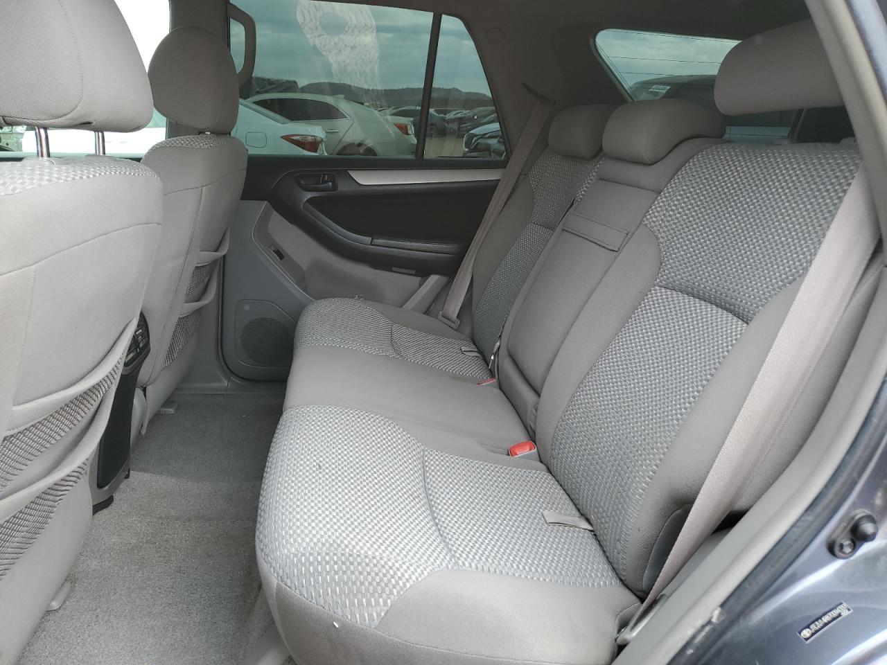 2007 Toyota 4Runner - Image 11