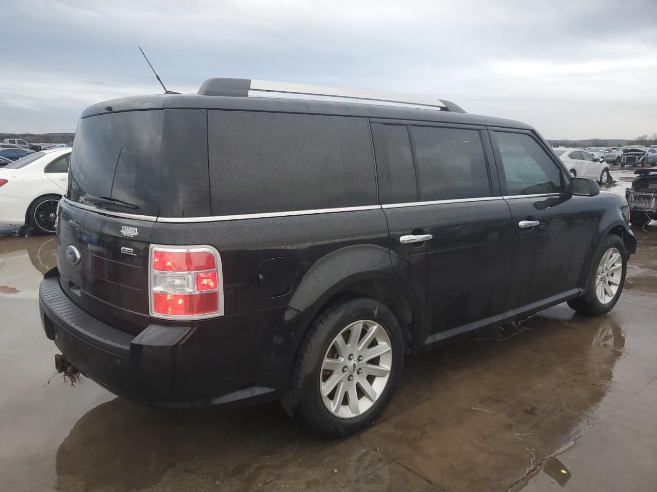 2010 Ford Flex - Image 3