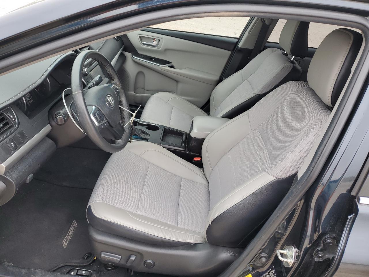 2017 Toyota Camry - Image 7