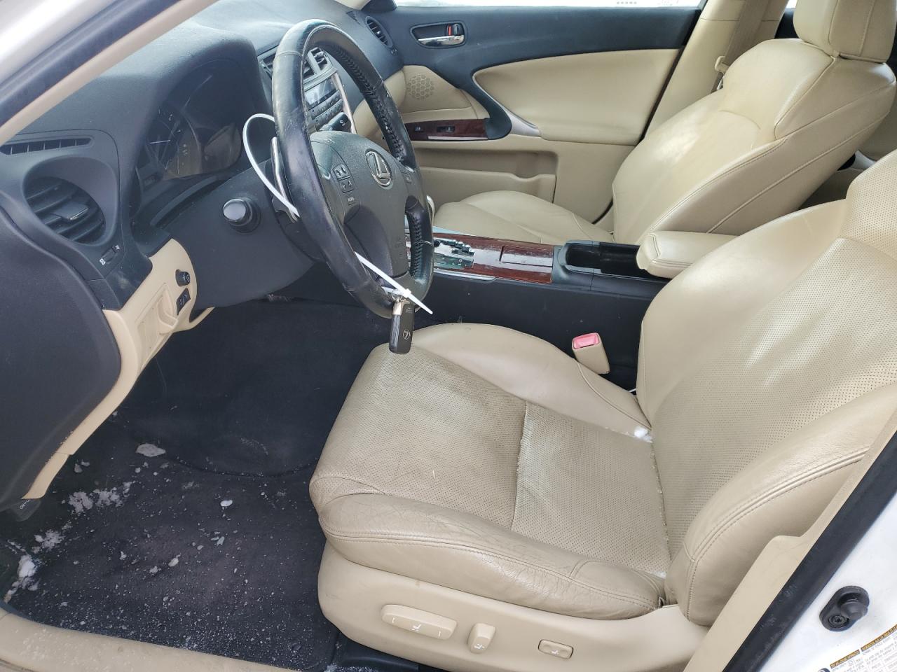 2008 Lexus IS - Image 7