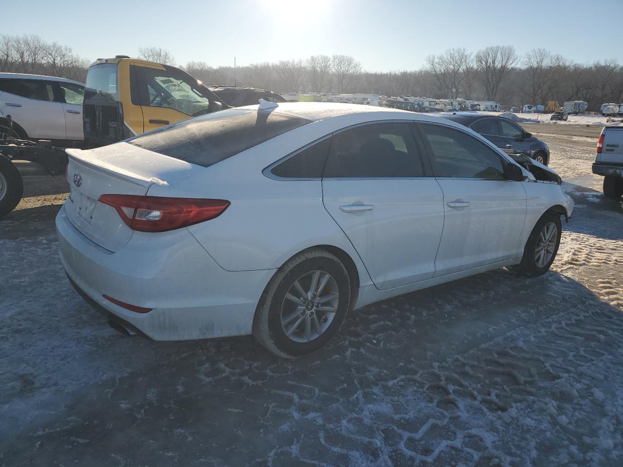 2017 Hyundai Sonata - Image 3