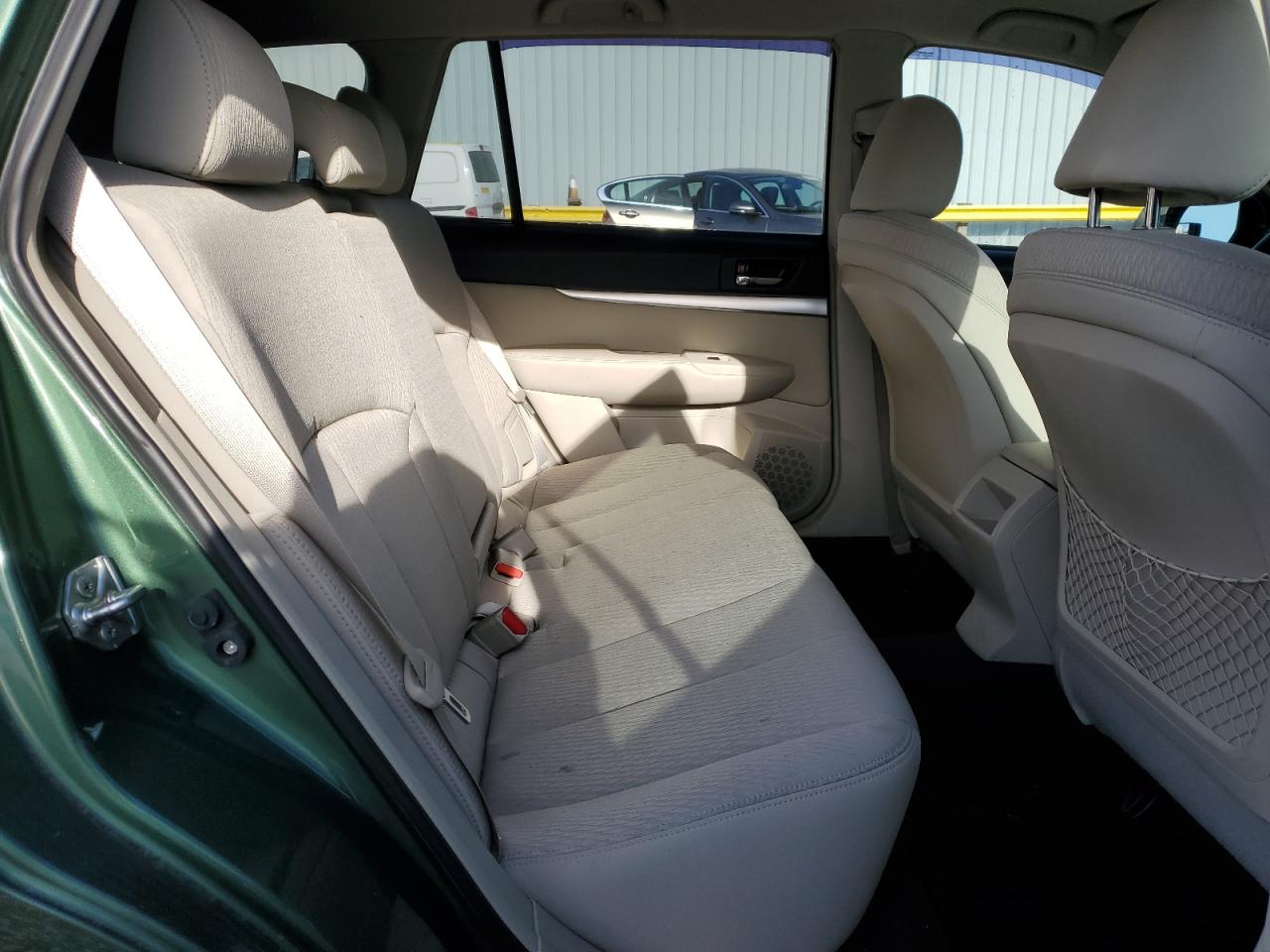 2011 Subaru Outback - Image 10