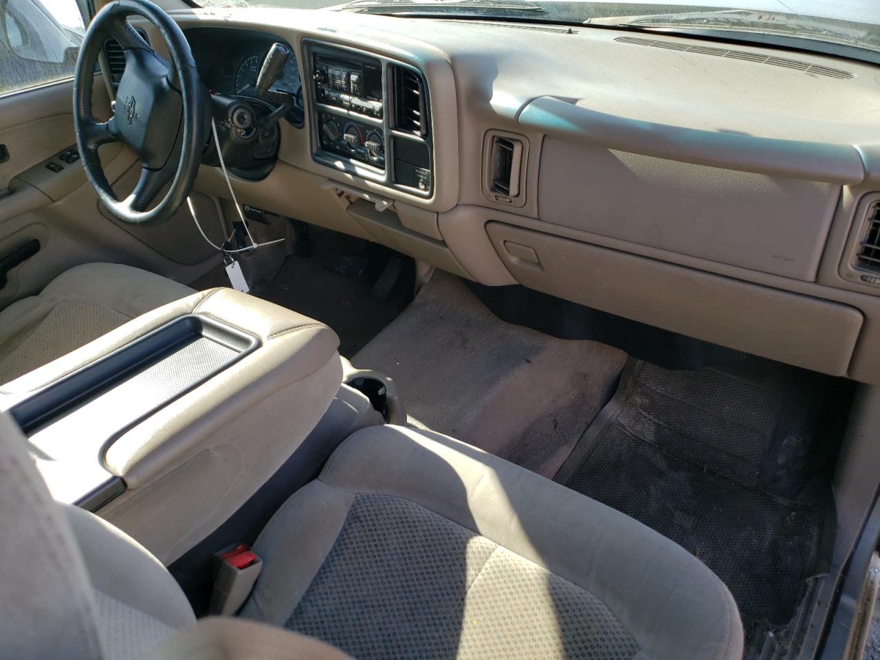 2002 Chevrolet Silverado - Image 8