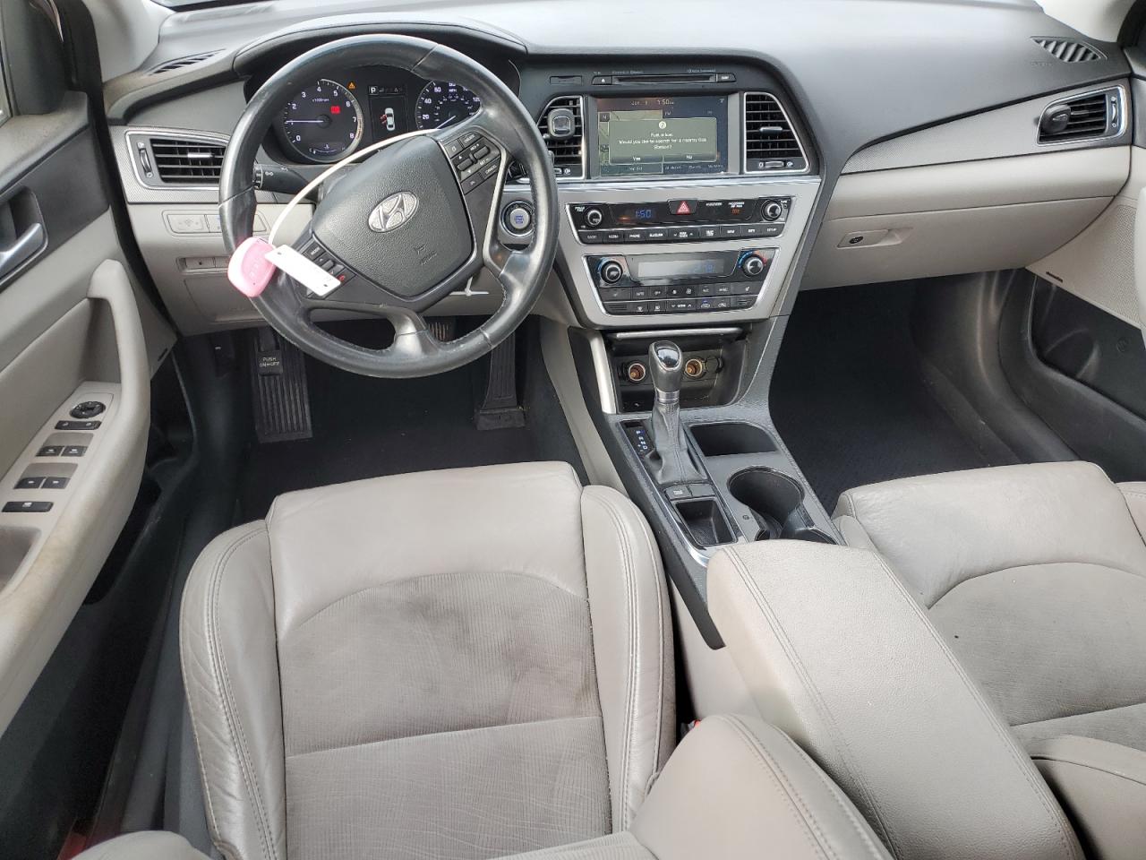 2015 Hyundai Sonata - Image 8