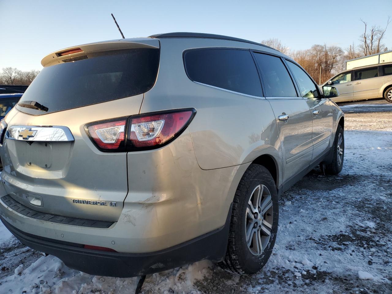 2015 Chevrolet Traverse - Image 3