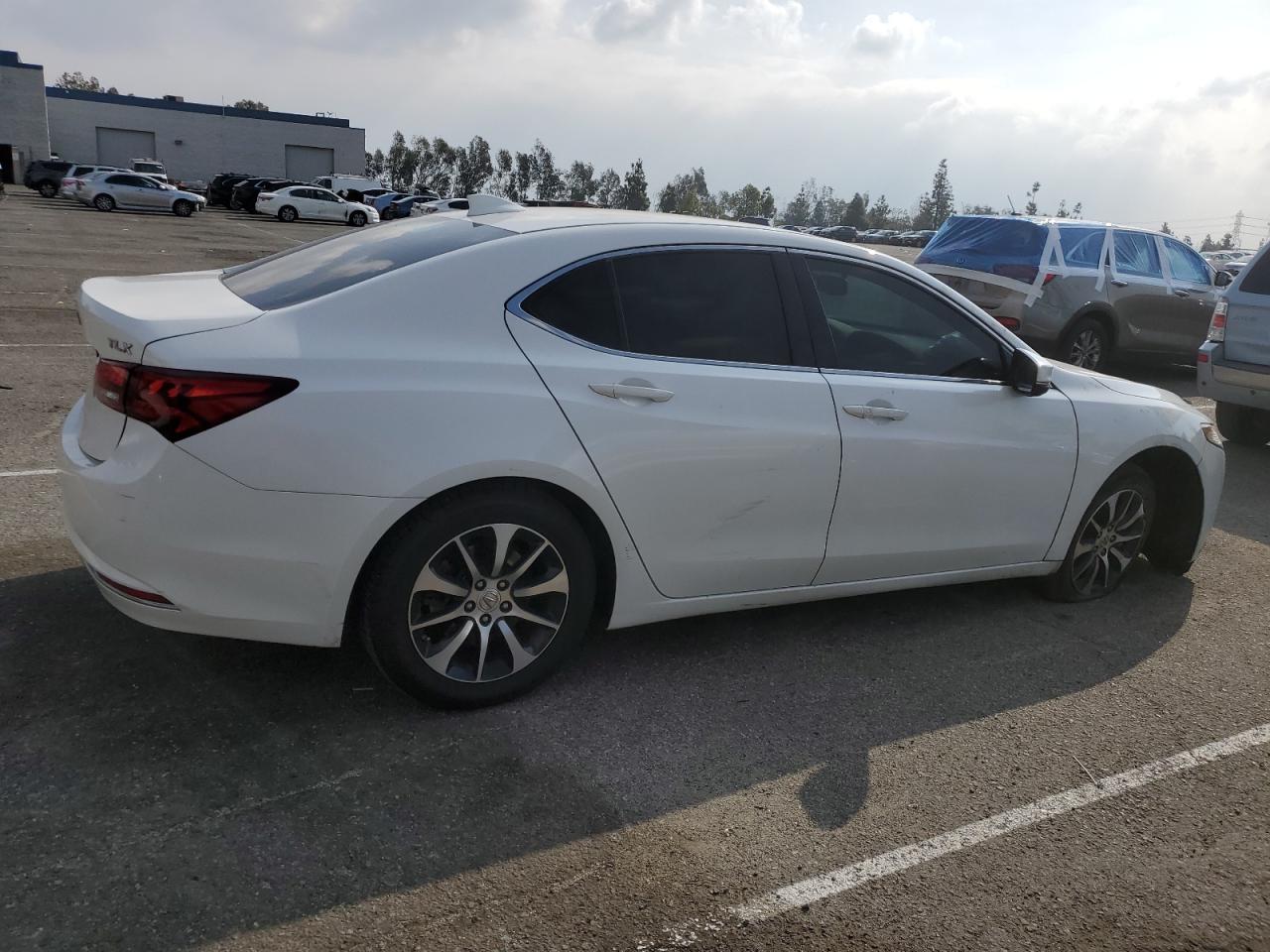 2015 Acura TLX - Image 3