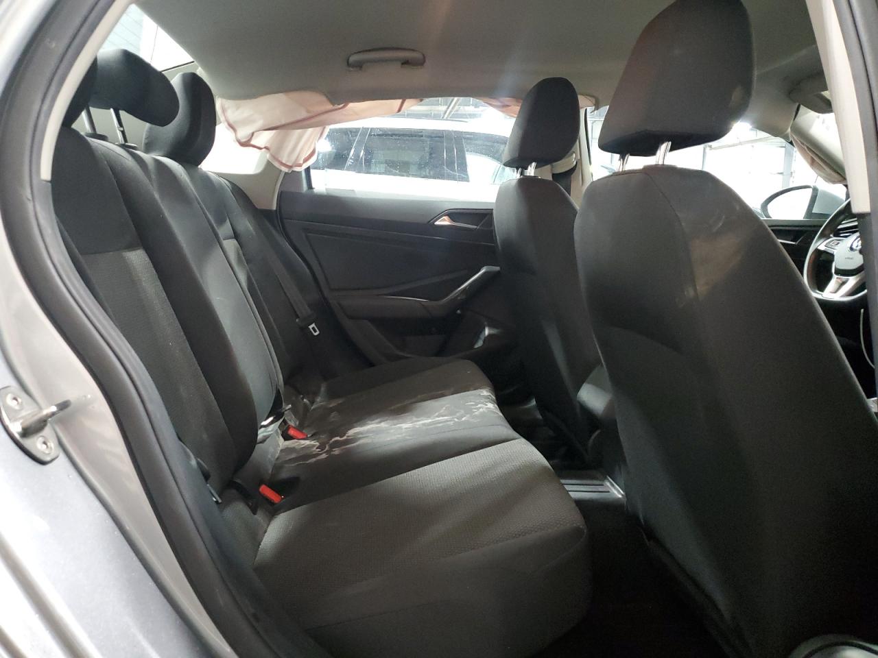 2019 Volkswagen Jetta - Image 10