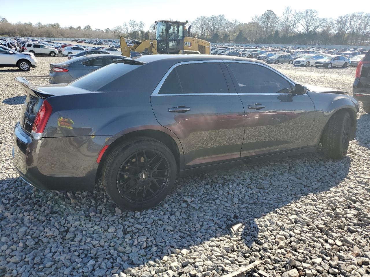 2016 Chrysler 300 - Image 3