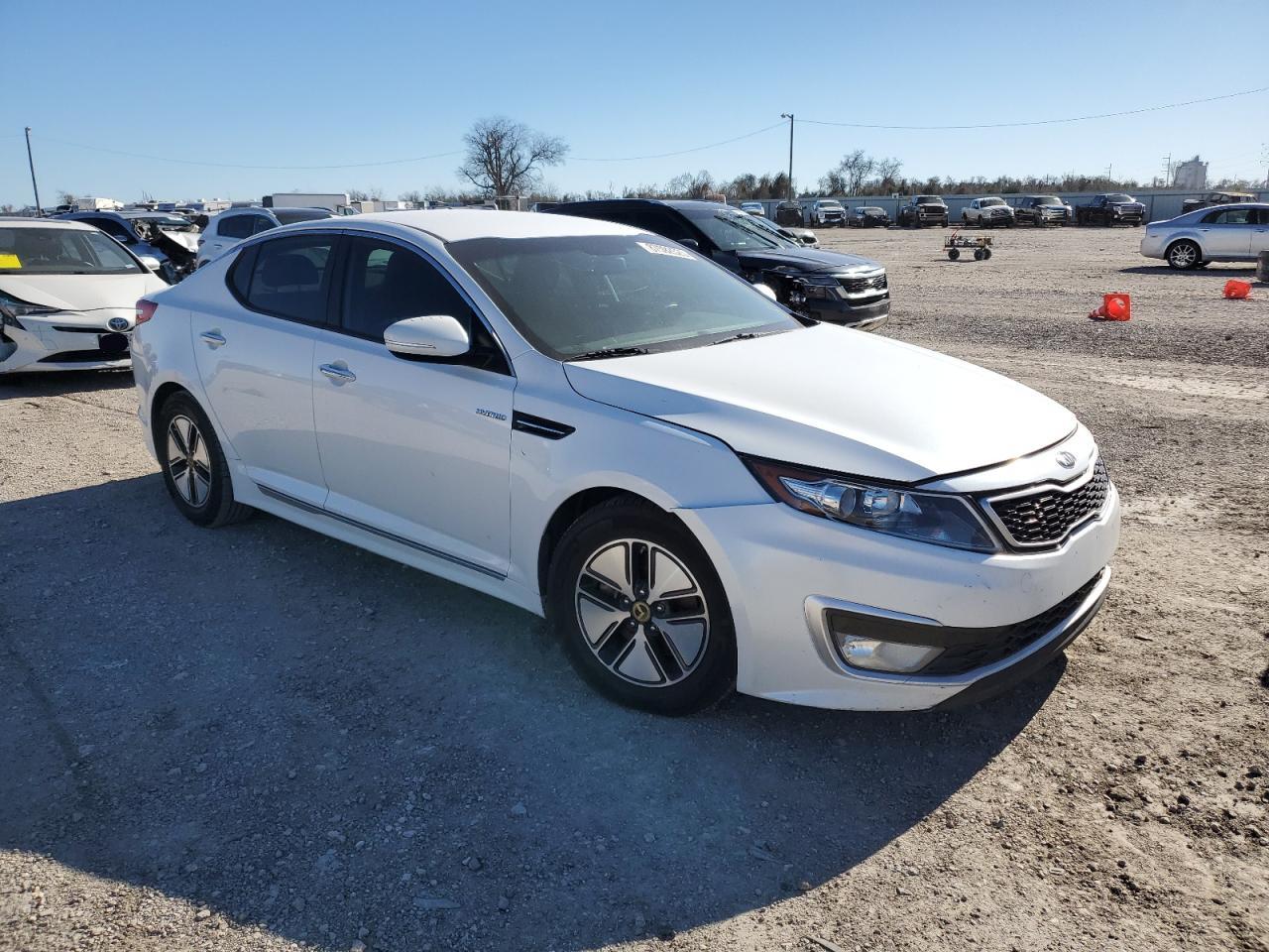 VIN KNAGM4AD4D5055956 2013 KIA OPTIMA no.4