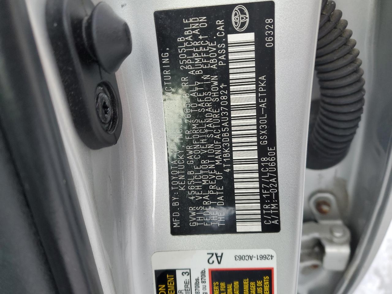 2010 Toyota Avalon - Image 12