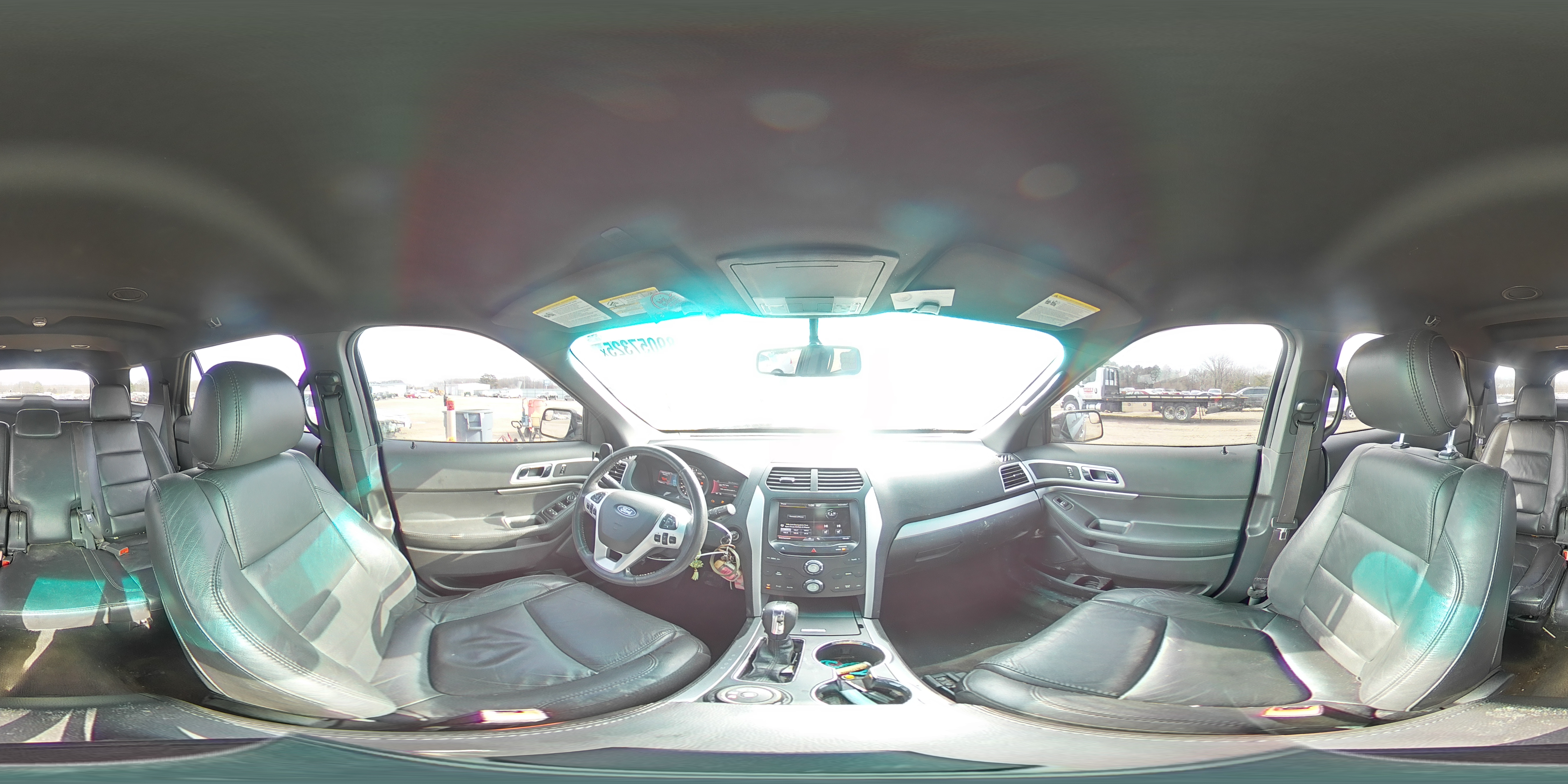 2015 Ford Explorer - Image 14