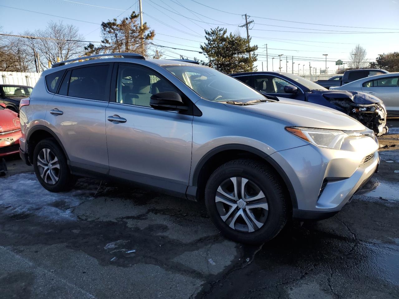 2017 Toyota RAV 4 - Image 4