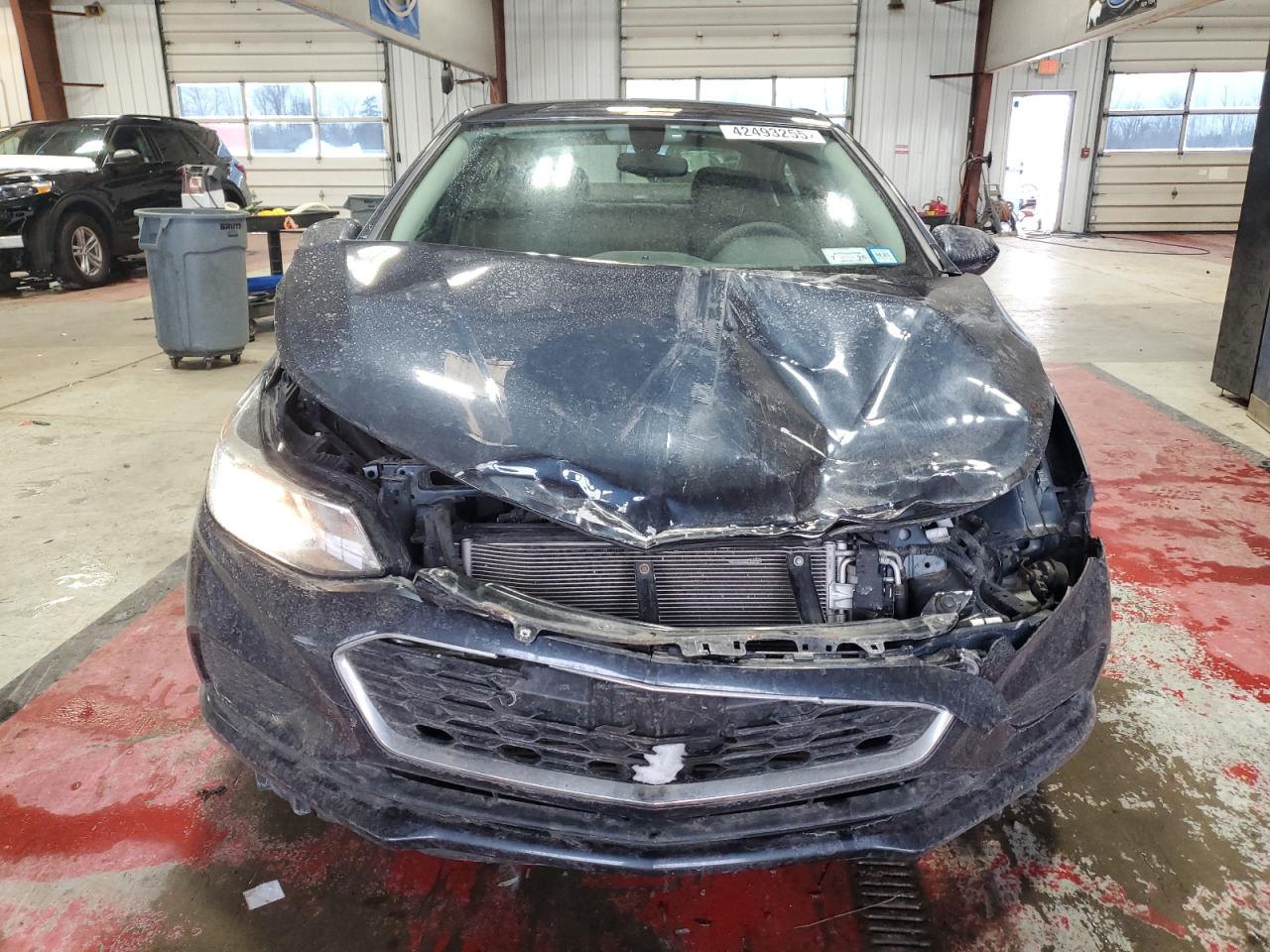 2016 Chevrolet Cruze - Image 5