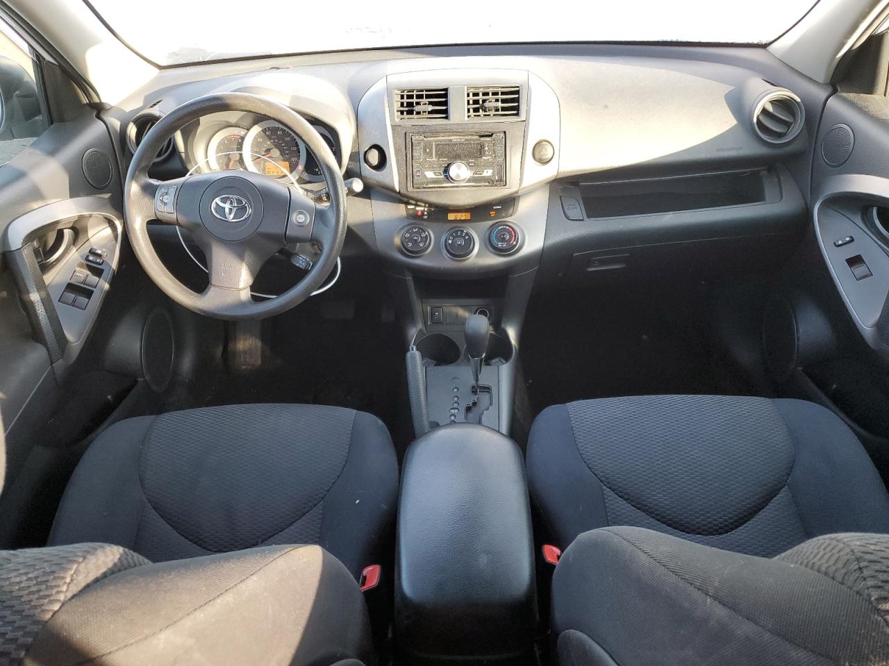 2012 Toyota RAV 4 - Image 8
