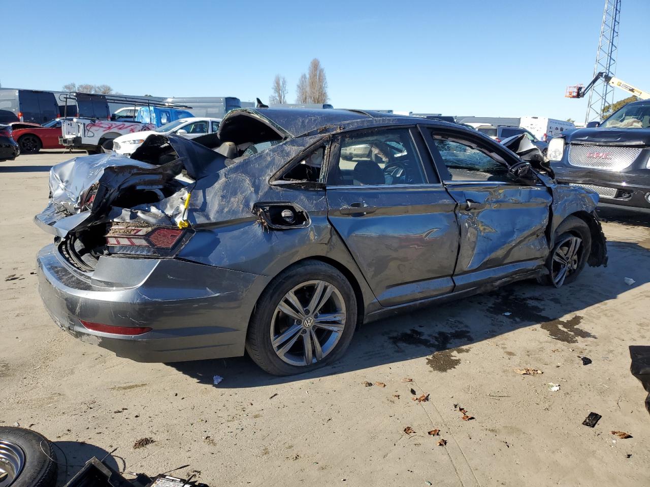 2019 Volkswagen Jetta - Image 3