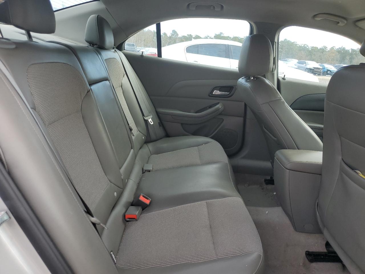 2014 Chevrolet Malibu - Image 11