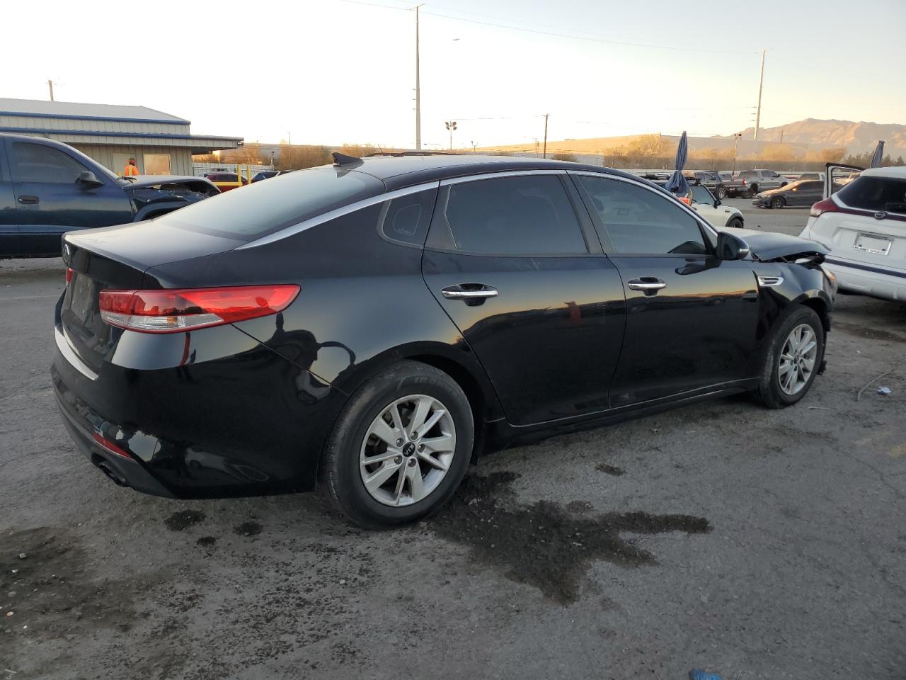 2016 Kia Optima - Image 3