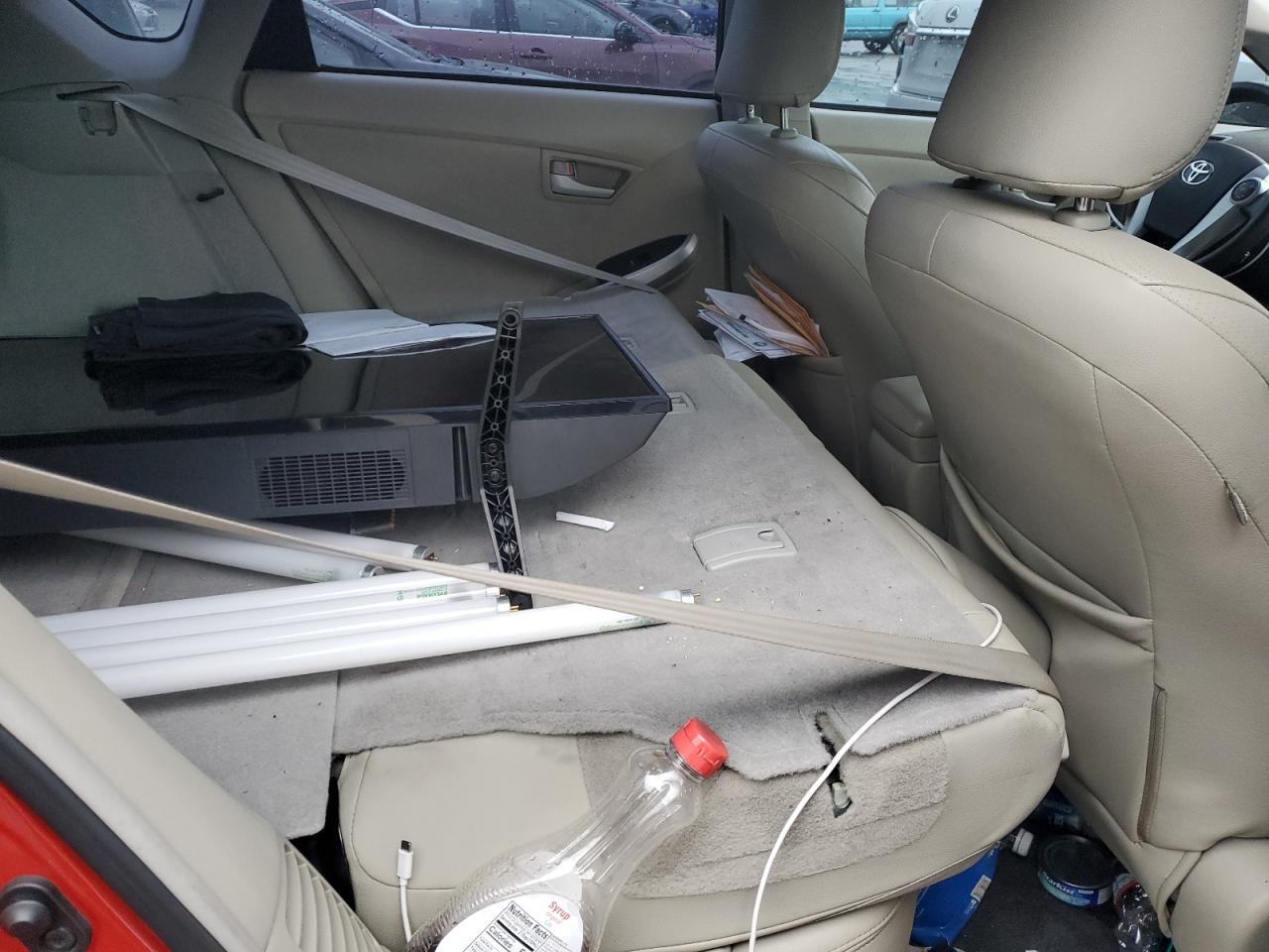 2010 Toyota Prius - Image 11