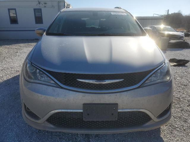  CHRYSLER PACIFICA 2017 Серебристый