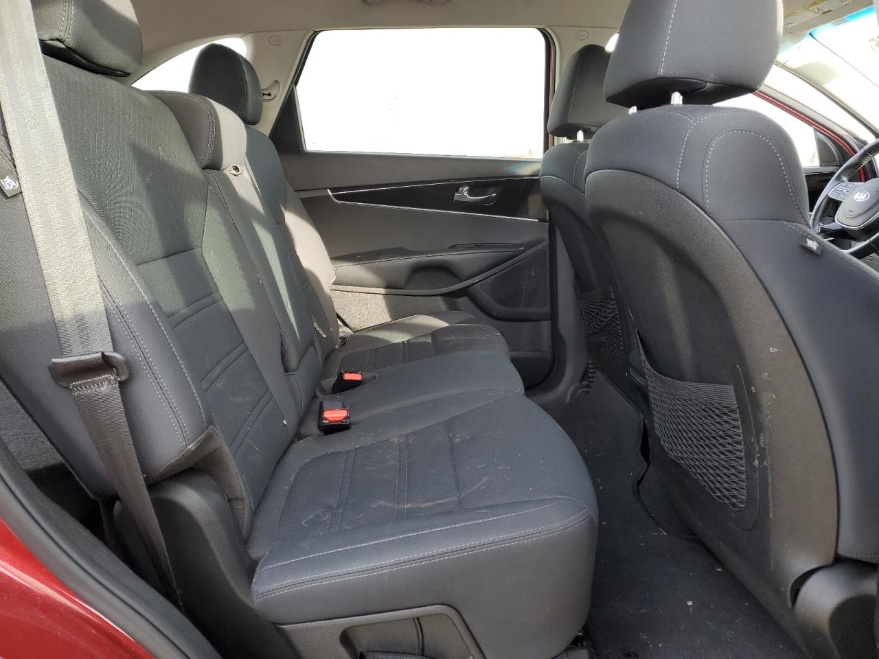 2019 Kia Sorento - Image 11