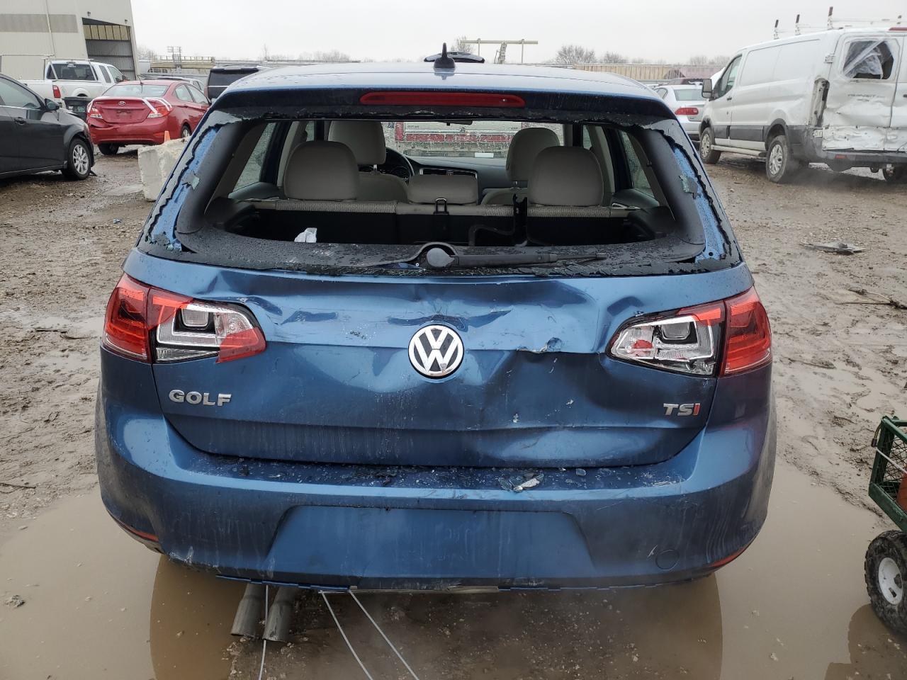 2016 Volkswagen Golf - Image 6