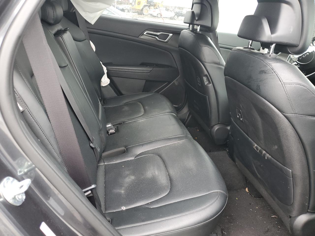 2024 Kia Sportage - Image 11