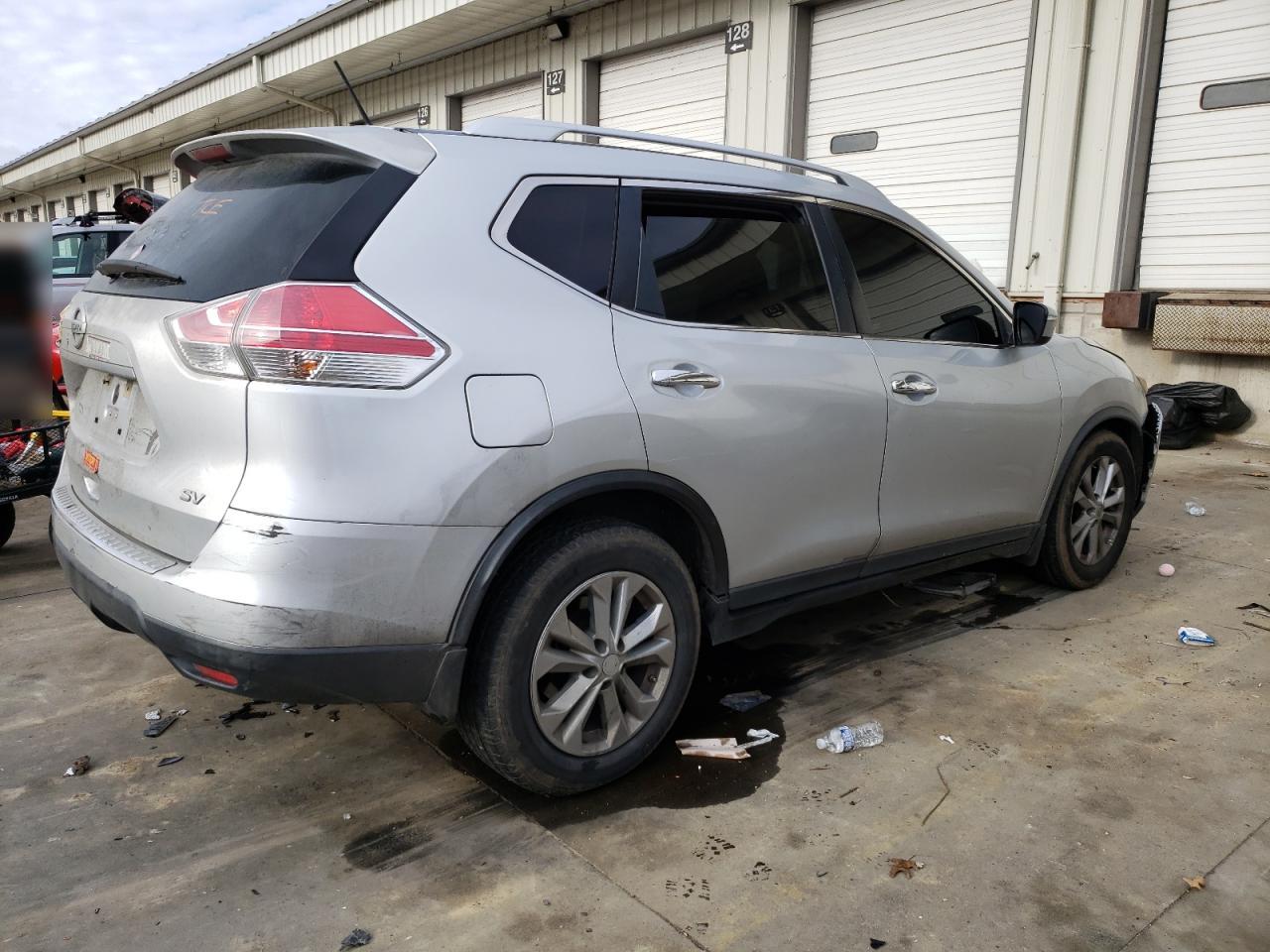 2015 Nissan Rogue - Image 3