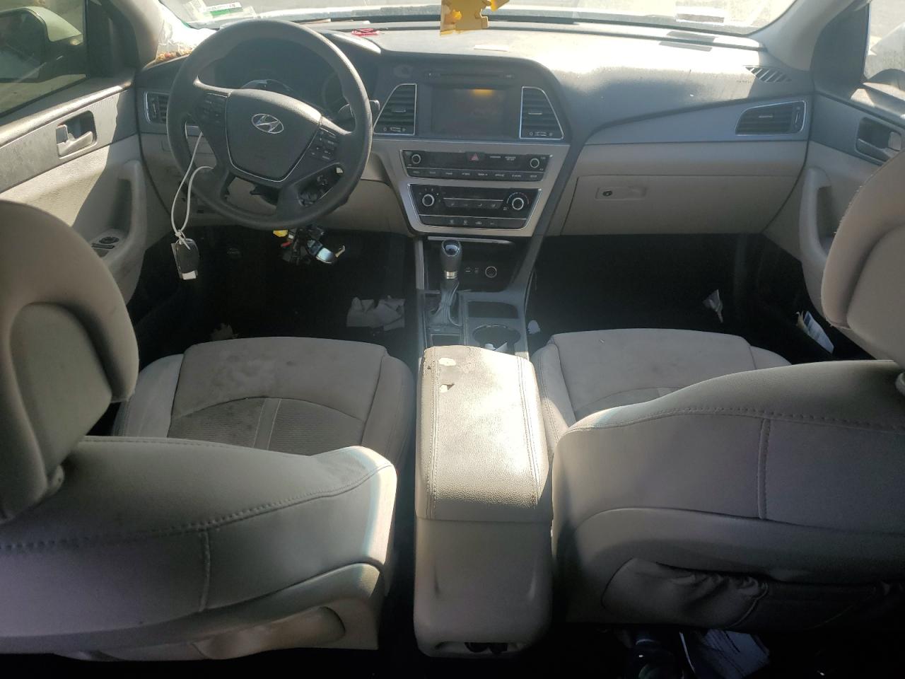 2016 Hyundai Sonata - Image 8