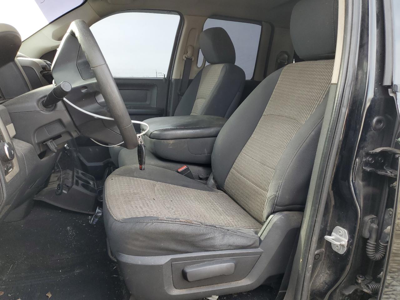 2012 Dodge RAM - Image 7