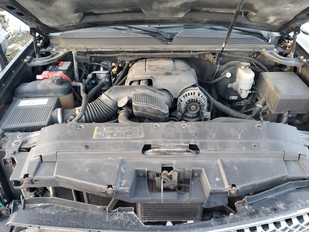 2008 Chevrolet Suburban - Image 12