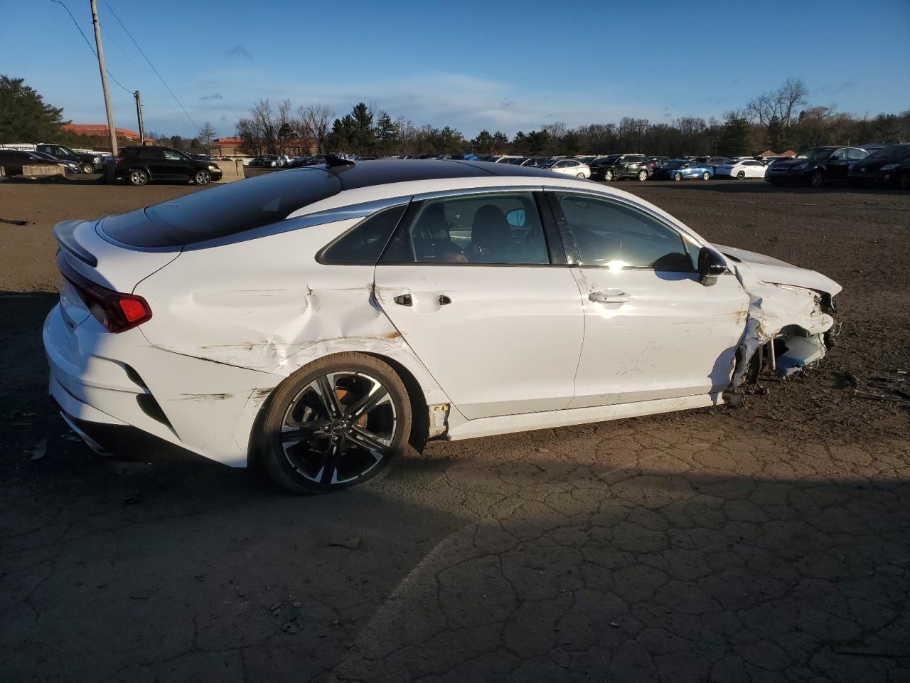 2022 Kia K5 - Image 3