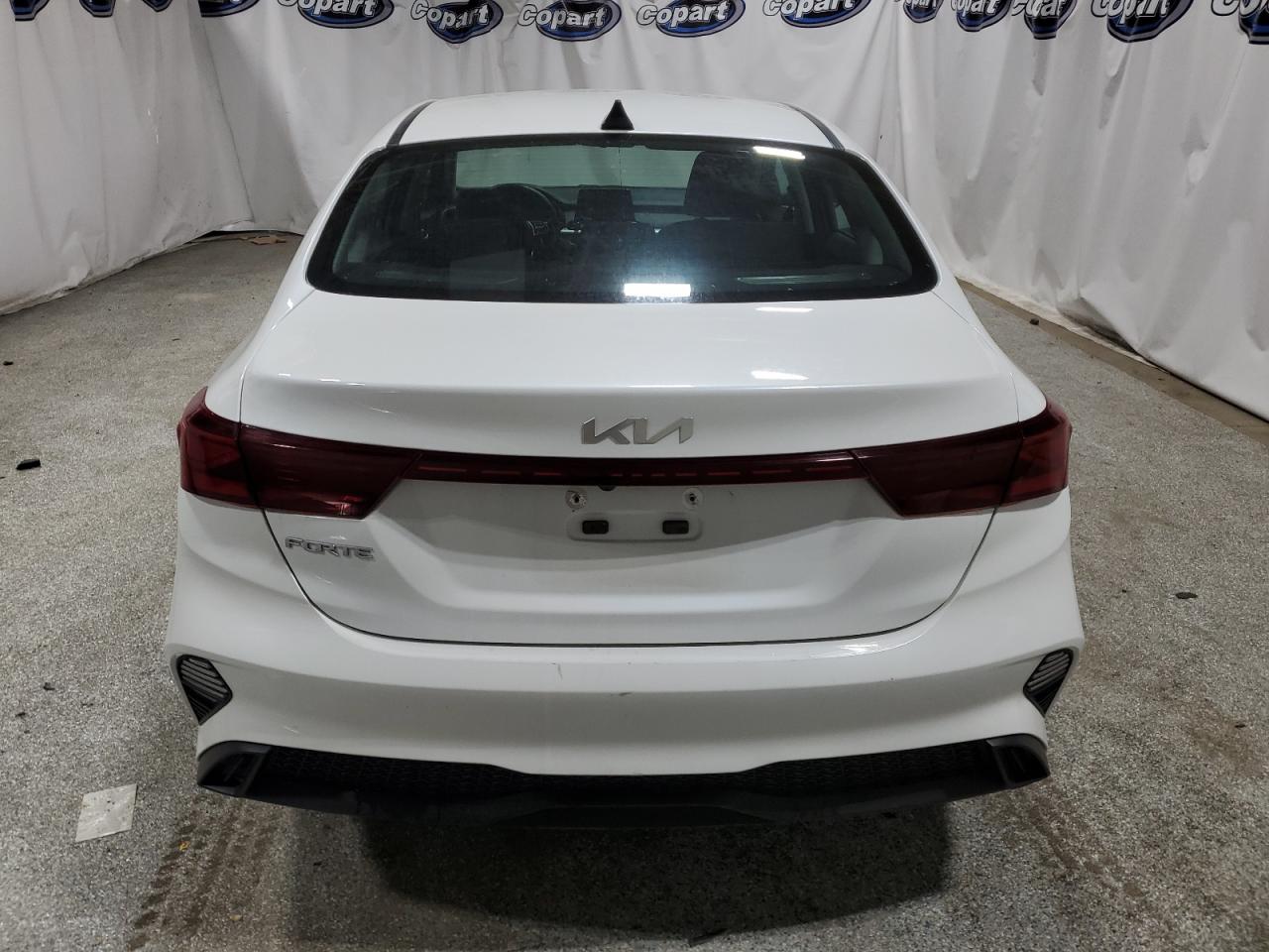 2023 Kia Forte - Image 6