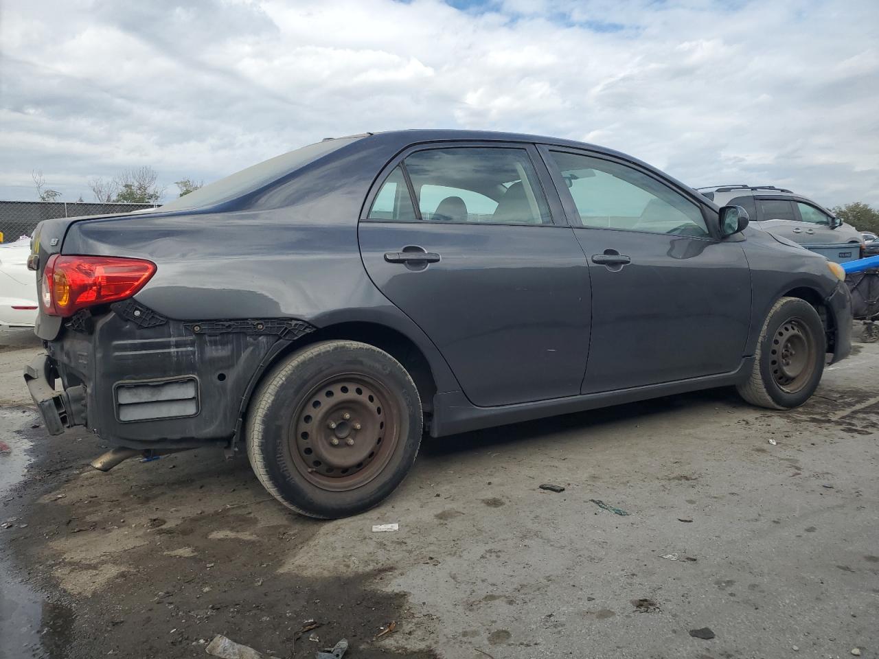 2010 Toyota Corolla - Image 3